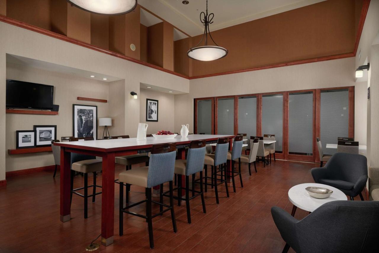 Hampton Inn & Suites Phoenix-Surprise Esterno foto
